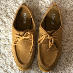 Camper Capas Low Chukka Tan Suede Shoe